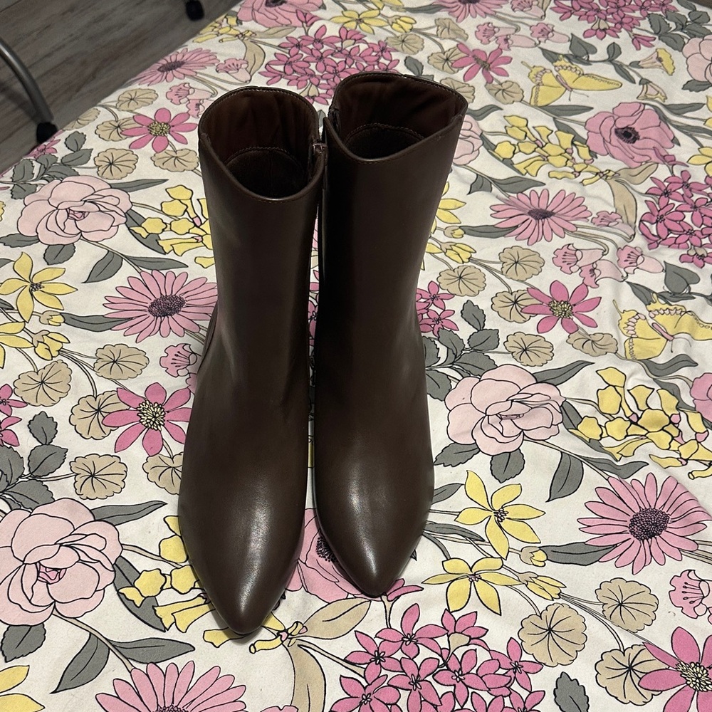 Chic Brown Ankle Boots for Women